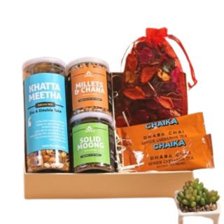 Indian Delights Gift Box (2 Units) at Just Rs.286 Each | After Coupon - "GOPA100" & GP Cashback !!